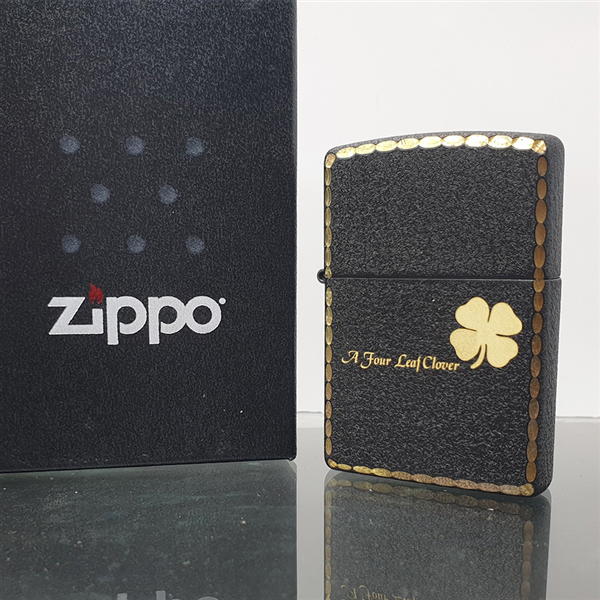 Zippo May Mắn Cỏ 4 Lá ZK105