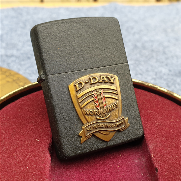 Zippo D-Day Đời 1994 C407