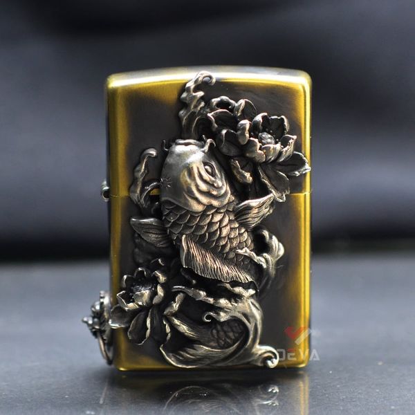 Zippo Ốp Nổi Cá Chép Đầm Sen 3D ZD28