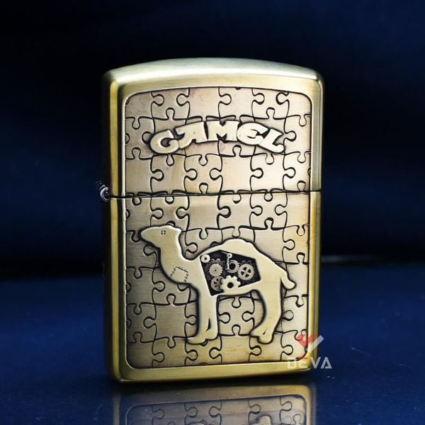 Zippo Armor Khắc Nổi 2 Mặt Chủ Đề Camel ZN260