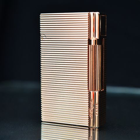 TÌm mua ở đâu được Bật lửa Dupont kẻ ngang viền dọc vàng hồng D212H