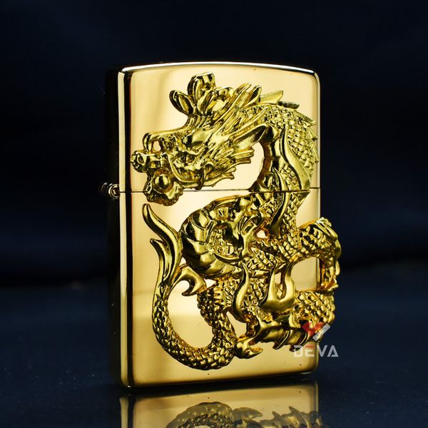 Zippo Ốp Tượng Rồng Mạ Vàng Uốn Lượn ZN299