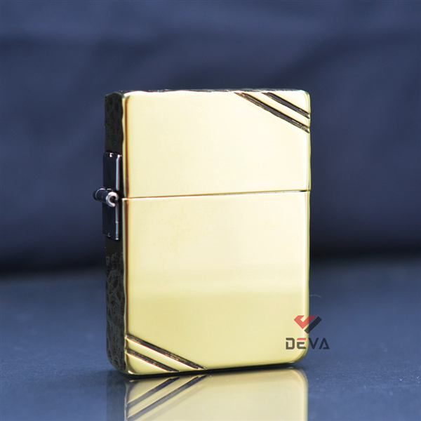 Zippo tái bản 1935 chặt góc cạnh hoa văn gõ búa ZN309