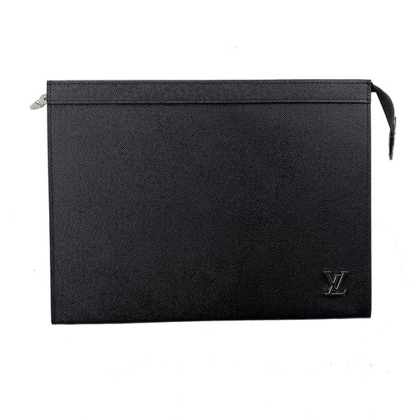 Clutch cầm tay da đen nhám VCT13