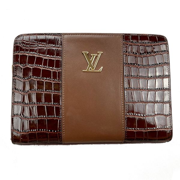 Clutch cầm tay khoá số LV723