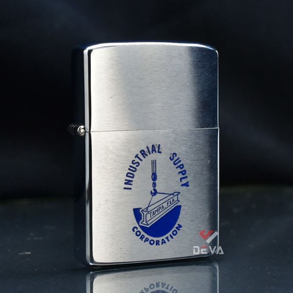 Zippo 1981 khắc đổ sơn C79