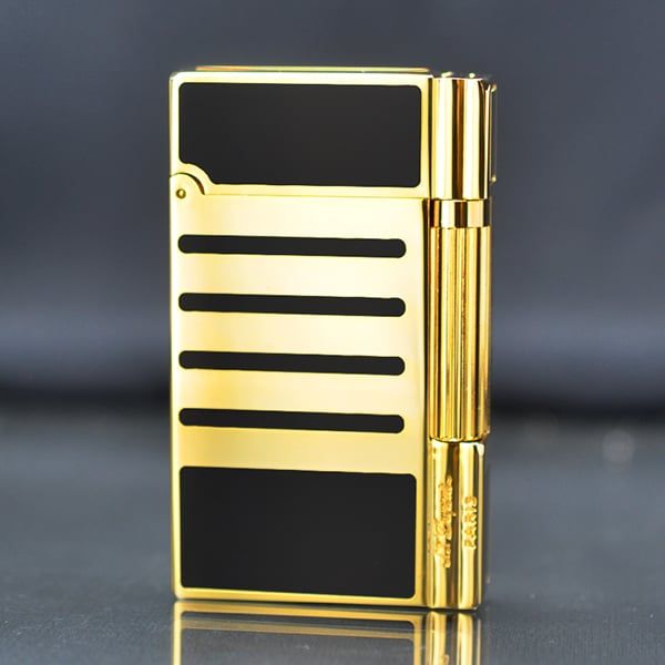 Bật lửa ST Dupont vàng kẻ dòng sơn mài đen D228
