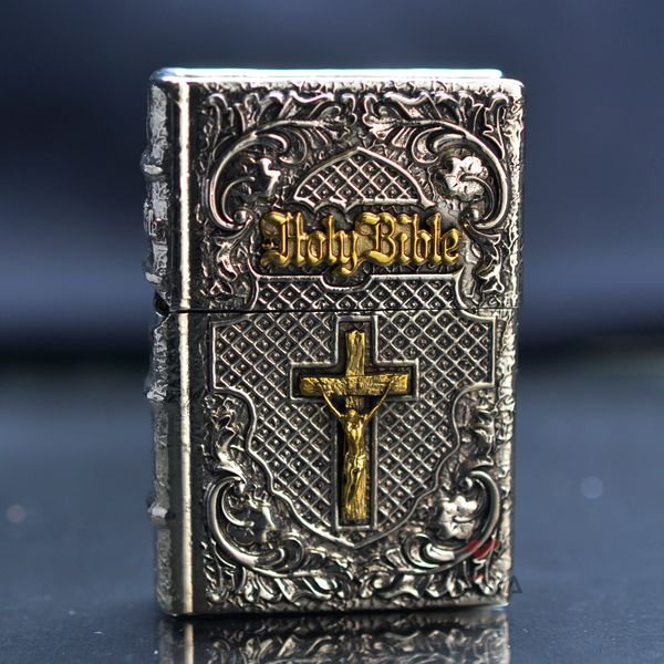 Zippo Tạo Hình Quyển Kinh Thánh Holy Bible ZD59