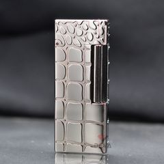 Bật lửa xăng đá Calories Hoa Văn Da Cá Sấu 3D CL02