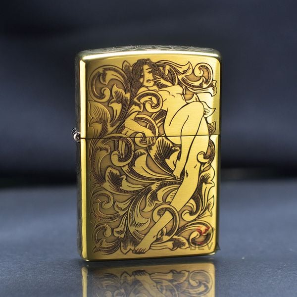 Zippo Đúc Nguyên Khối Hoa Văn Cô Gái Sexy ZN02