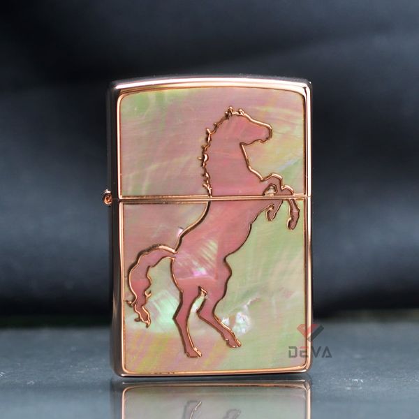Zippo Khảm Trai Chủ Đề Con Ngựa ZN98