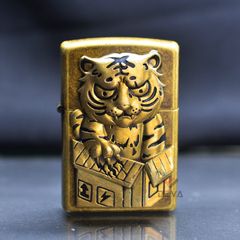 Zippo Đồng Bụi Gắn Emblem Ma Hổ ZN112