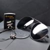 Set Bật Lửa Zippo Ốp Emblem Gấu Bạc Kèm Kính Mắt Cao Cấp ZN143