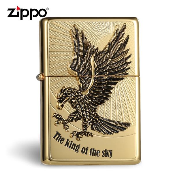 Zippo Vintage Mạ Vàng Ốp Emblem Đại Bàng Tung Cánh ZN144