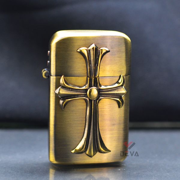 Bật Lửa Ronson Ốp Emblem Cây Thánh Giá R12