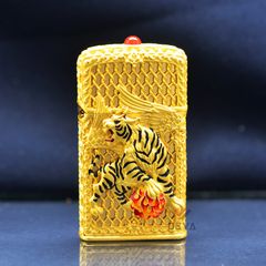 Zippo Slim Bọc Lưới Vàng Ốp Hình Mãnh Hổ Tung Cánh ZN171