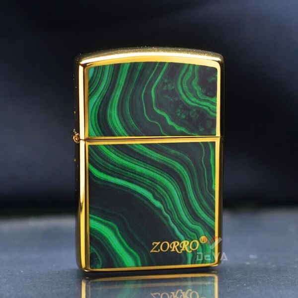 Bật lửa Zorro Sơn Mài Họa Tiết Lông Công Bản Giới Hạn Z91812