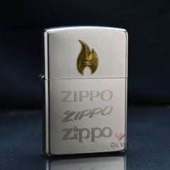 Zippo Mạ Satin Khắc Ngọn Lửa Zippo Và Logo ZK17