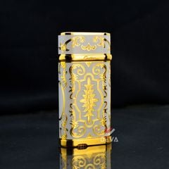 Bật Lửa Ga Đá Cartier Men Trắng Khắc Hoa Văn Mạ Vàng K037