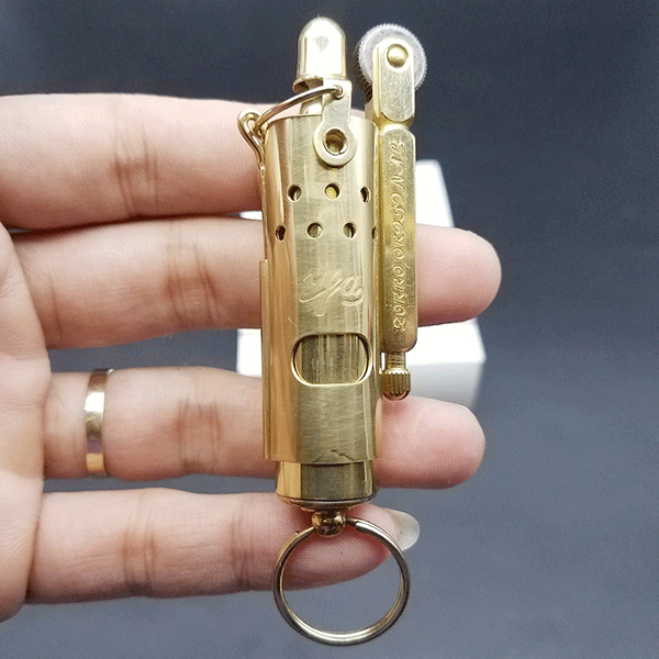 Bật lửa xăng đá Zorro sold brass móc khóa A001