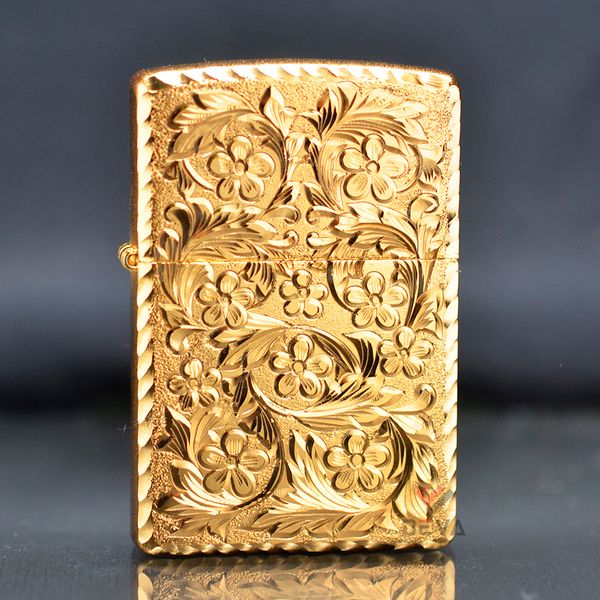 Zippo Mỹ chính hãng mạ vàng khắc sâu hoa mơ Umehana Z225