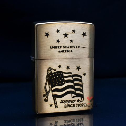 Zippo Vàng Xước Khắc Laser Cờ Mỹ ZK02