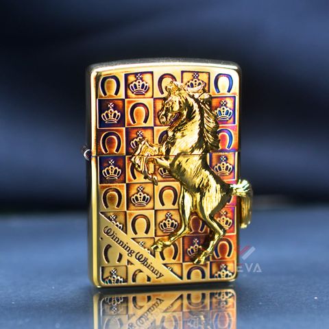 Zippo Đồng Cháy Ốp Chú Ngựa Chiến Thắng ZN17