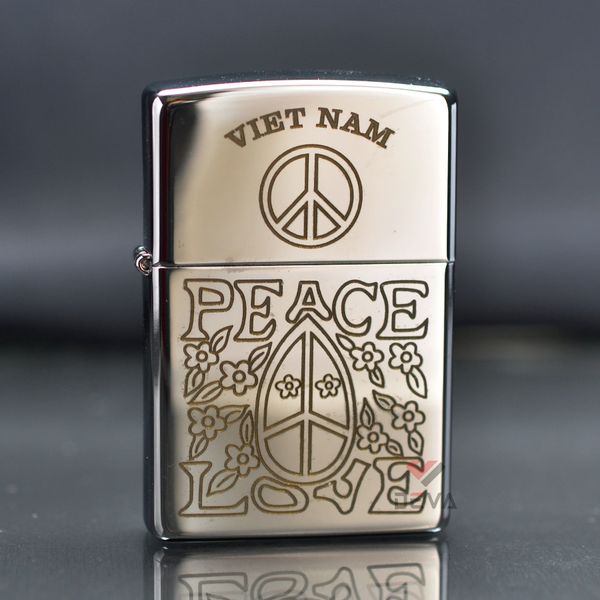 Zippo Tái Bản Mẫu Lính Mỹ Khắc Tay Love And Peace ZK57
