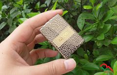 Zippo hoa văn vân bạc ZN148