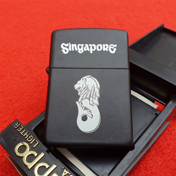 Zippo 1992 Singapore C611
