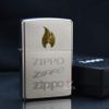 Zippo Mạ Satin Khắc Ngọn Lửa Zippo Và Logo ZK17
