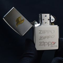 Zippo Mạ Satin Khắc Ngọn Lửa Zippo Và Logo ZK17
