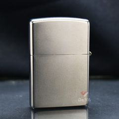 Zippo Mạ Satin Khắc Hình Thuyền Buồm Cổ ZK15