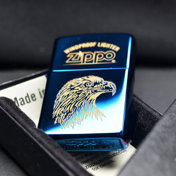 Zippo Xanh Sapphire Khắc Chim Ưng ZK112