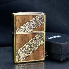 Zippo Kẻ Chéo Ốp Gỗ Khắc Hoa Văn Cổ Điển ZN267