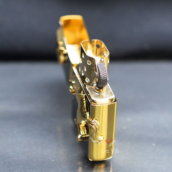 Zippo Ốp Cẩm Thạch Đen Ngựa Nổi Mạ Vàng ZN115