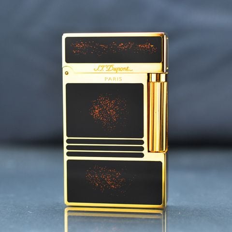 Bật lửa Dupont sơn mài đen viền vàng D133