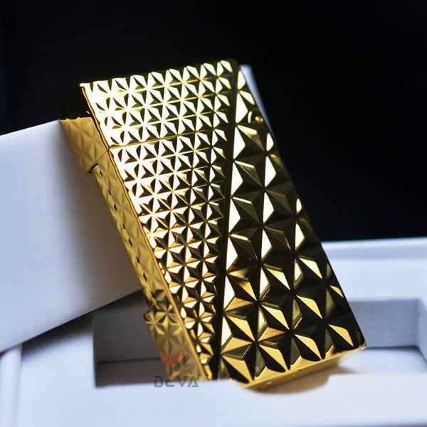 Bật lửa xăng đá Calories Vân Kim Cương 3D Mạ Vàng CL-X04