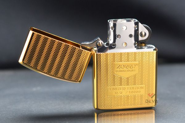 Bật lửa chính hãng Zorro khắc hoa văn 3D bản giới hạn Z92099