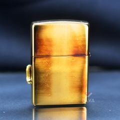 Zippo Đồng Cháy Ốp Chú Ngựa Chiến Thắng ZN17