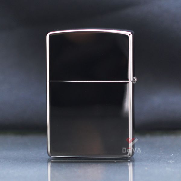 Zippo Bản Giới Hạn Khắc Tranh Mạ Vàng Thỏ Ngọc Dưới Trăng ZN165