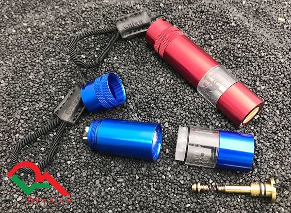 Bật lửa xăng đá Chief CF017