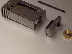 Bật lửa độc đáo xăng đá  Dolphin HY696