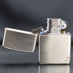 Zippo Bạc Khối Vỏ Nhám Trơn BK03