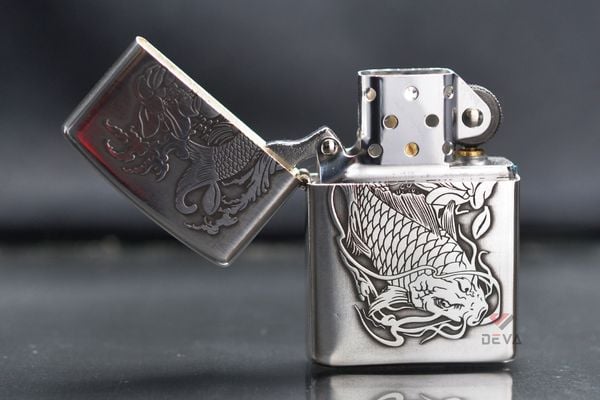 Bật lửa Zorro Bạc Khối Khắc Hình Cá Chép Đầm Sen ZBK01