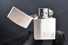 Zorro Mạ Bạc Cạnh Hoa Văn Bản Giới Hạn Z92055