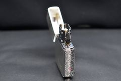 Zorro Mạ Bạc Cạnh Hoa Văn Bản Giới Hạn Z92055