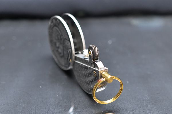 Bật lửa Chính Hãng Zorro Móc Khoá Đồng Xu Z623-201