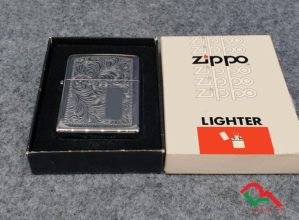 Zippo hoa văn bạc 1980 C236