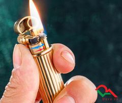 Bật lửa xăng đá Chief CF028